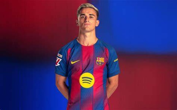 Gavi 2022/2023 player page Midfielder FC Barcelona Official website