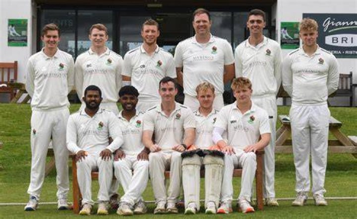 Harrogate CC V2 Pro Performance Hoody ADV Sports