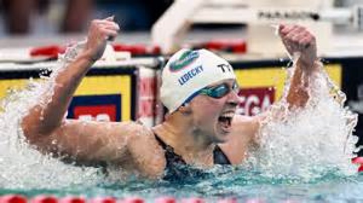 Katie Ledecky's nineyear winning streak snapped by Summer McIntosh's