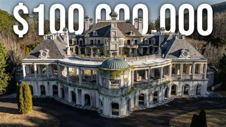 Largest abandoned mansion in USA 70,000sq ft Lynnewood Hall in