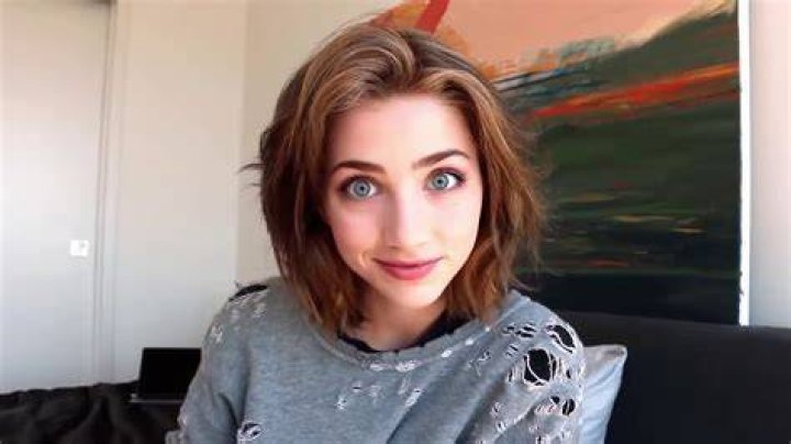 Lovely Emily Rudd YouTube