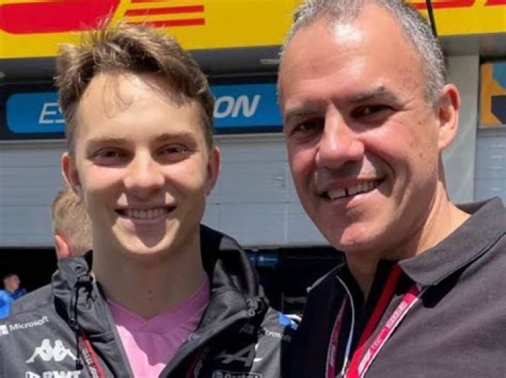 Oscar Piastri Parents Chris And Nicole Piastri Are His Biggest Fan