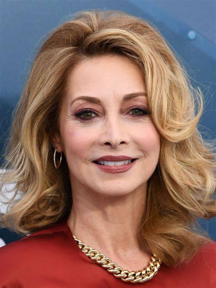Sharon Lawrence's Measurements, Net Worth, Children, Age