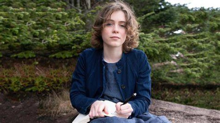Sophia Lillis sophia 4K wallpaper hdwallpaper desktop Imac Desktop