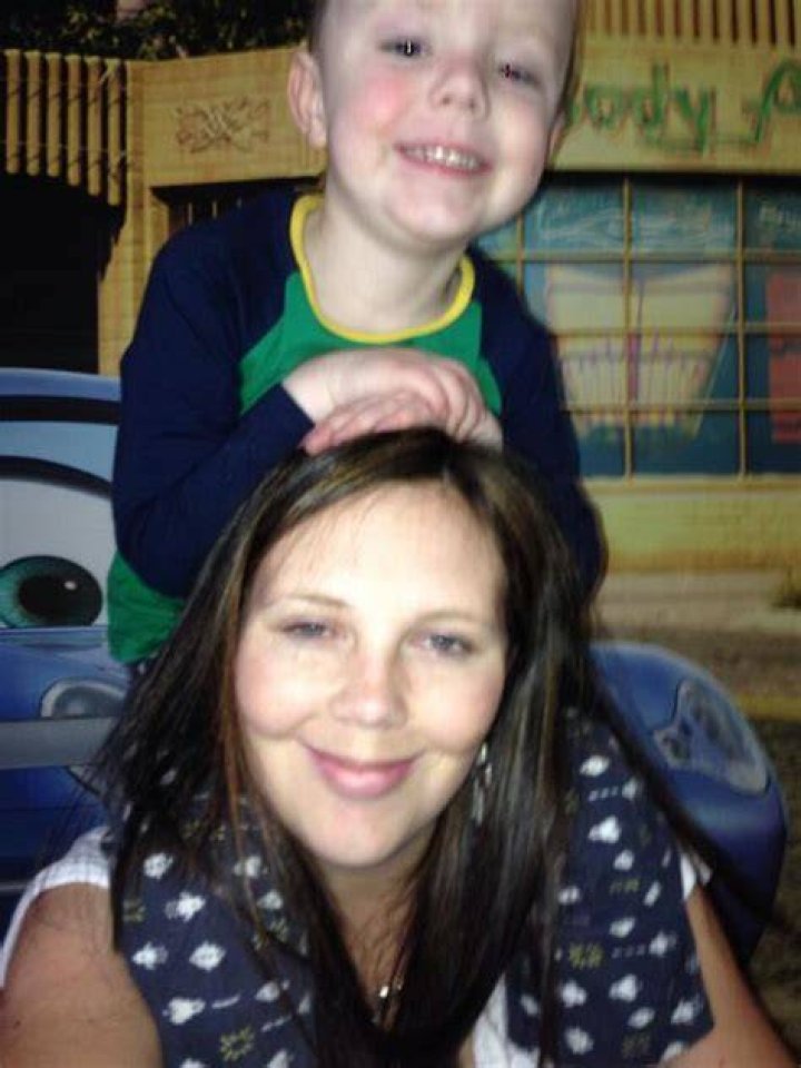 Tina Stewart (xtina1616) Twitter